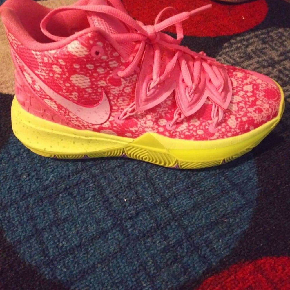 Nike Kyrie 5 SpongeBob SquarePants Patrick